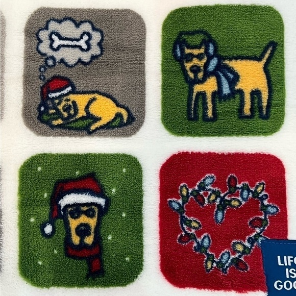 PETS - Life Is Good - ‘Dogs Holiday’ Plush Throw. 50“ x 70“. NWT - Picture 3 of 4